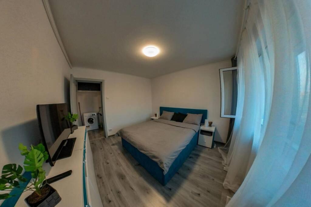 Modern 1 Bedroom Apartment In Bucharest Center! Екстер'єр фото